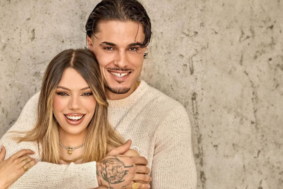 Alejandra Rubio y Carlo Costanzia esperan una niña.