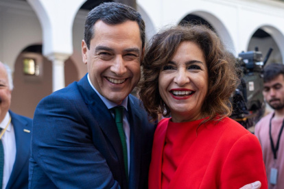 Juanma Moreno y María Jesús Montero