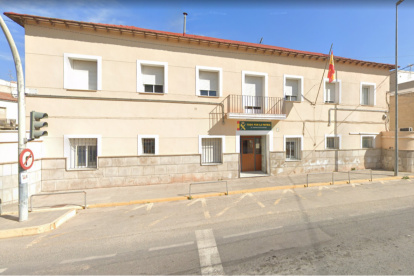 Casa cuartel de la Guardia Civil en Dolores