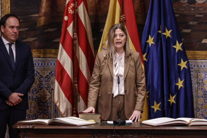 El presidente de la Generalitat Valenciana, Juanfran Pérez Llorca, y la consellera de Educación, Carmen Ortí