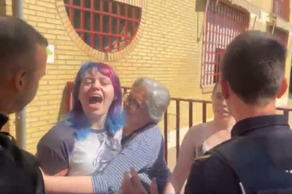 Imagen del altercado que ha denunciado Vox en Sevilla.
