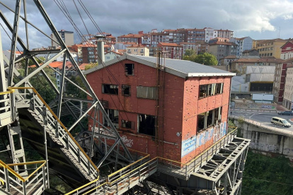Alto Horno de Sestao

REMITIDA / HANDOUT por MINISTERIO DE CULTURA
Fotografía remitida a medios de comunicación exclusivamente para ilustrar la noticia a la que hace referencia la imagen, y citando la procedencia de la imagen en la firma
27/9/2024