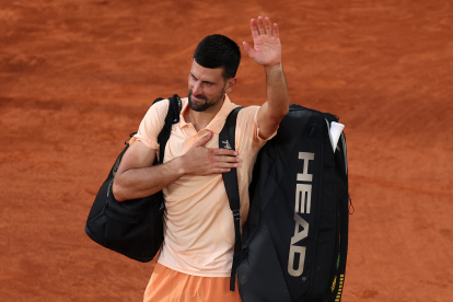 Djokovic vuelve a casa pronto