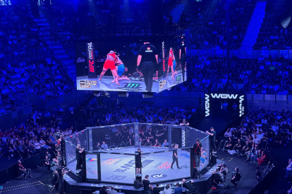 Espectácula ambiente en el Madrid Arena para la velada WOW 31.