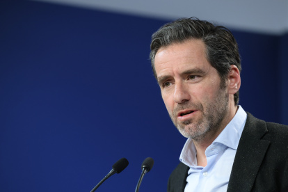 El portavoz del PP, Borja Sémper, durante una rueda de prensa posterior al Comité de Dirección del PP, en la sede del partido, a 13 de enero de 2025, en Madrid (España). Durante la comparecencia, Sémper, ha hablado sobre la posible moción de censura al presidente del Gobierno, ‘’pero no cuentan con los votos necesarios’’. Además, ha solicitado la dimisión del fiscal general del Estado, después de haber sido citado para declarar como imputado.

Marta Fernández / Europa Press
13 ENERO 2025;PP;MOCIÓN DE CENSURA;RUEDA DE