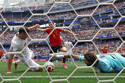 Alireza Beiranvand protagonizó un paradón legendario ante Bélgica