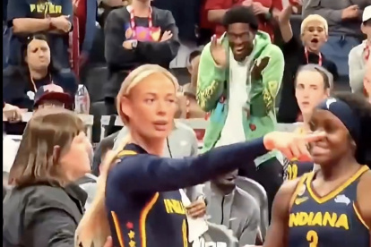 Sophie Cunningham, señalando con el dedo: el gesto más viral del deporte en EEUU