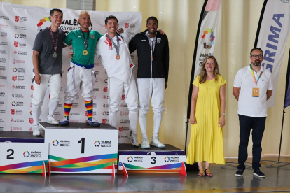 Los XII Gay Games celebran sus primeras ceremonias de entregas de premios con medallas "falleras" y música tradicional valenciana

REMITIDA / HANDOUT por AYUNTAMIENTO VALÈNCIA
Fotografía remitida a medios de comunicación exclusivamente para ilustrar la noticia a la que hace referencia la imagen, y citando la procedencia de la imagen en la firma
01/7/2026