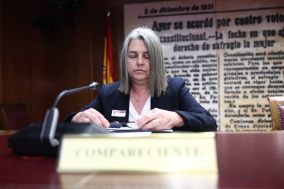 La mujer de Santos Cerdán, Francisca Muñoz Cano,comparece ante la Comisión de Investigación del ‘caso Koldo’ en el Senado