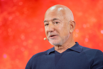 Jeff Bezos podría convertirse en copropietario del Liverpool