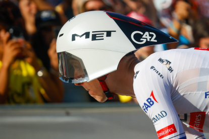 El ciclista Tadej Pogacar, gran favorito para ganar la Vuelta que hoy empieza