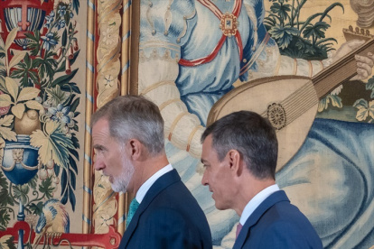 El Rey Felipe con Pedro Sánchez, en el Palacio Real de la Almudaina.