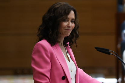 La presidenta de la Comunidad de Madrid, Isabel Díaz Ayuso, durante el debate sobre el Estado de la Región en la Asamblea de Madrid