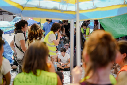 Acampada por la vivienda en Valencia