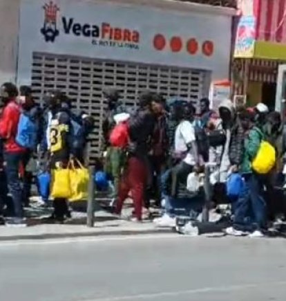 Inmigrantes en Guardamar del Segura -Foto del PP-