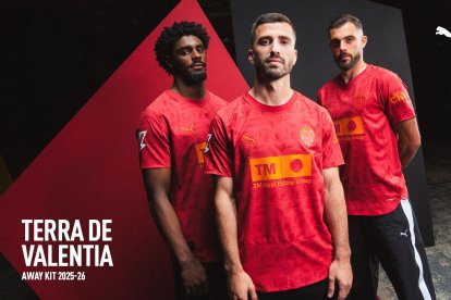 Segunda camiseta del Valencia CF para la temporada 2025-26