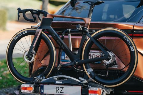Lexus bike