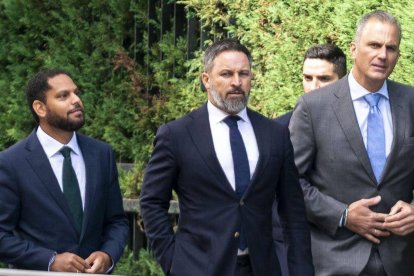 Abascal se harta: Vox expulsa a Ortega Smith de la Ejecutiva tras meses ...