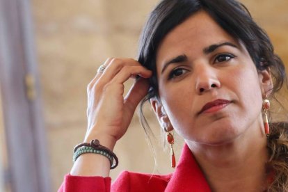 Teresa Rodríguez y el teatrillo Pimpinela de PSOE y Cs.
