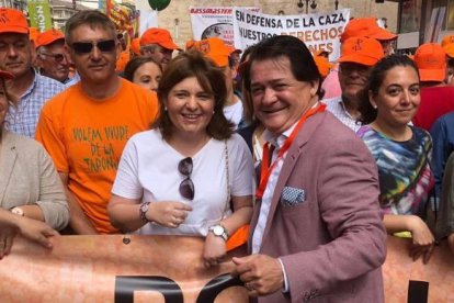 Mª Ángeles Ramón-Llin, Isabel Bonig (presidenta PPCV) y 'El Soro'