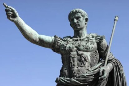 Estatua del emperador Augusto, 23 de septiembre de 63 a. C.-Nola, 19 de agosto de 14 d. C.)