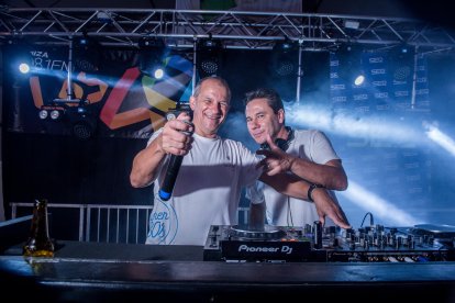 Animación con DJ en la Feria de Ibiza