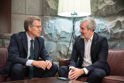 Alberto Núñez Feijóo y Fernando Clavijo durante su reunión el pasado 10 de septiembre de 2024.