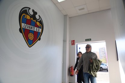 Ribera y Levante UD organizan una jornada sobre deporte y salud mental