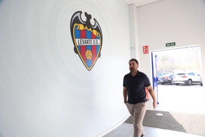 Ribera y Levante UD organizan una jornada sobre deporte y salud mental