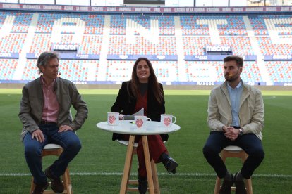 Ribera y Levante UD organizan una jornada sobre deporte y salud mental