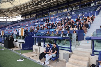Ribera y Levante UD organizan una jornada sobre deporte y salud mental
