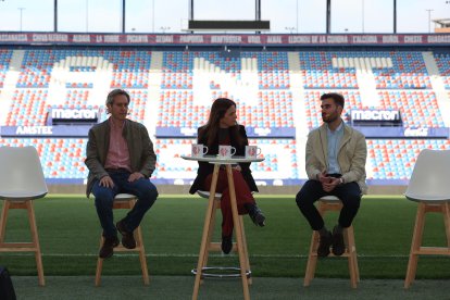 Ribera y Levante UD organizan una jornada sobre deporte y salud mental