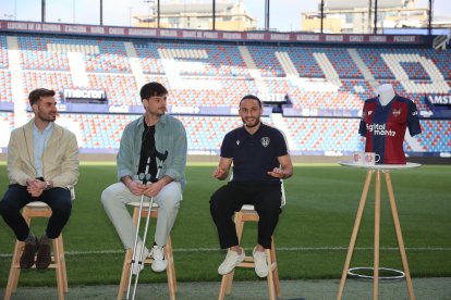 Ribera y Levante UD organizan una jornada sobre deporte y salud mental