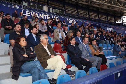 Ribera y Levante UD organizan una jornada sobre deporte y salud mental