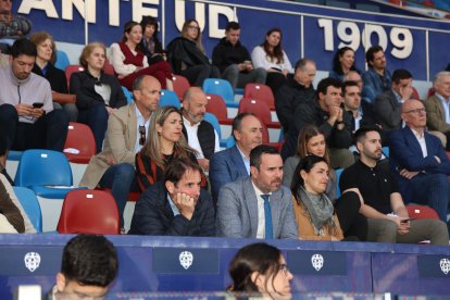 Ribera y Levante UD organizan una jornada sobre deporte y salud mental
