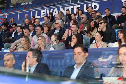 Ribera y Levante UD organizan una jornada sobre deporte y salud mental