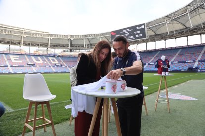 Ribera y Levante UD organizan una jornada sobre deporte y salud mental