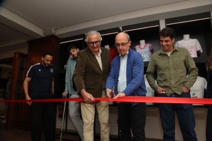 Ribera y Levante UD organizan una jornada sobre deporte y salud mental