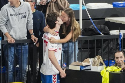 Pablo y Johanna, besándose este pasado domingo, algo que ha sorprendido.