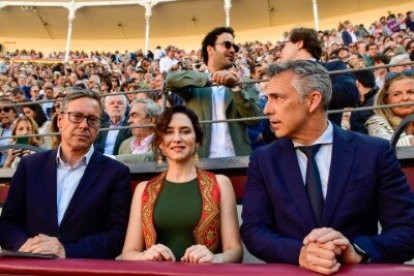Isabel Díaz Ayuso, presidenta madrileña, en Las Ventas