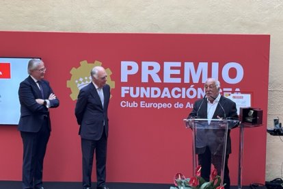 El director general de la DGT, Pere Navarro destacó la labor de la Fundación Ibercaja, a través de Mobility City.
