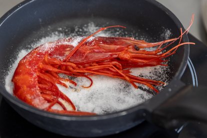 Cocina de Rosa Macías y Paco Martín (Bar FM, Granada), en su ponencia sobre sal, producto y tradición.