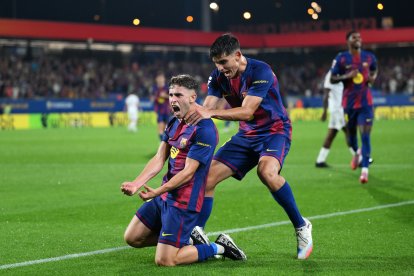 Fermín López celebra su segundo gol de la noche