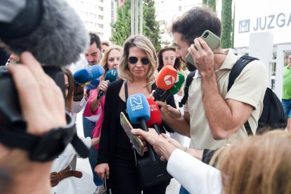 La asesora de Moncloa, Cristina Álvarez, llegandoa los juzgados a declarar
