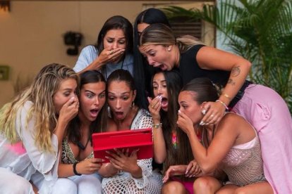 Las solteras ven por primera vez imágenes de Villa Playa