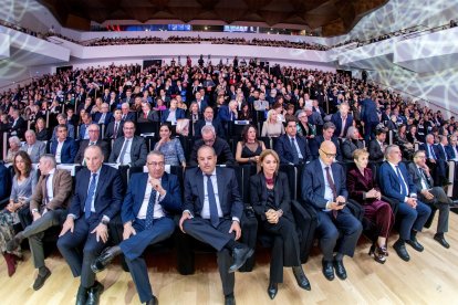 Más asistentes de dieron cita en la Noche de la Economía de Alicante