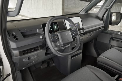 Opera con Android Automotive, con pantalla panorámica de 12,9 pulgadas