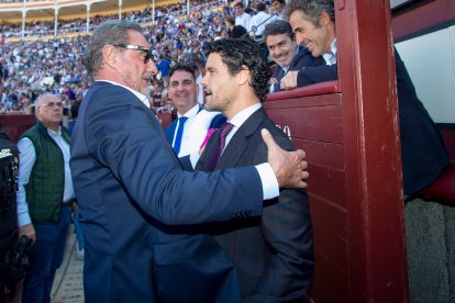 Carlos Herrera con Miguel Abellán en una imagen de archivo en la Plaza de Toros de Las Ventas.