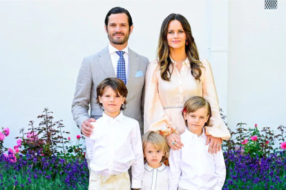 Carlos Felipe y Sofía con sus hijos.