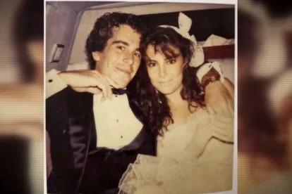 Epstein junto a Ana Obregón en 1982.